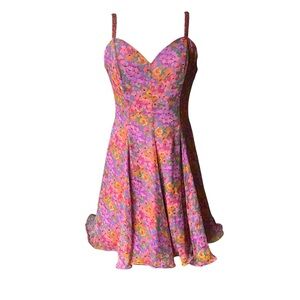 Vintage DELLA ROUFOGALI Floral Sweetheart Neckline Silk Dress (runs small)